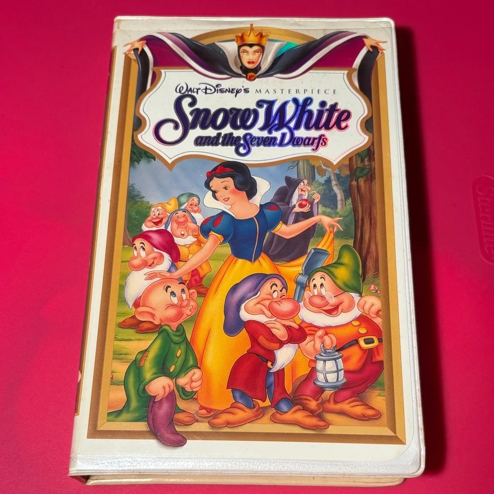Disney Snow White and the Seven Dwarfs VHS with Colorful Cover